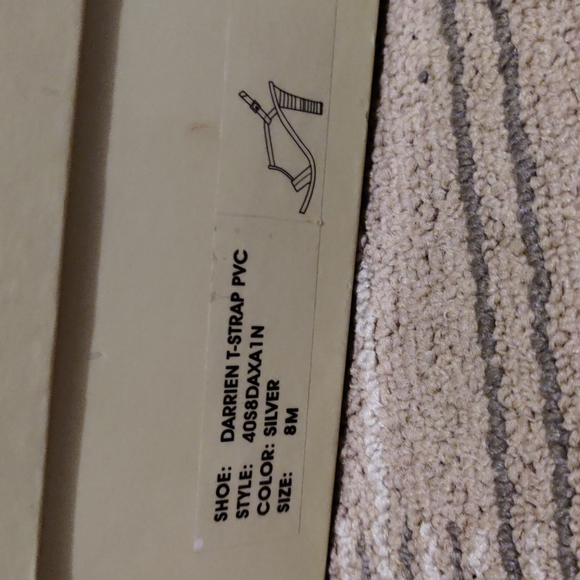 Michael kors silver and clear heels t-strap size 8m - Picture 4 of 4